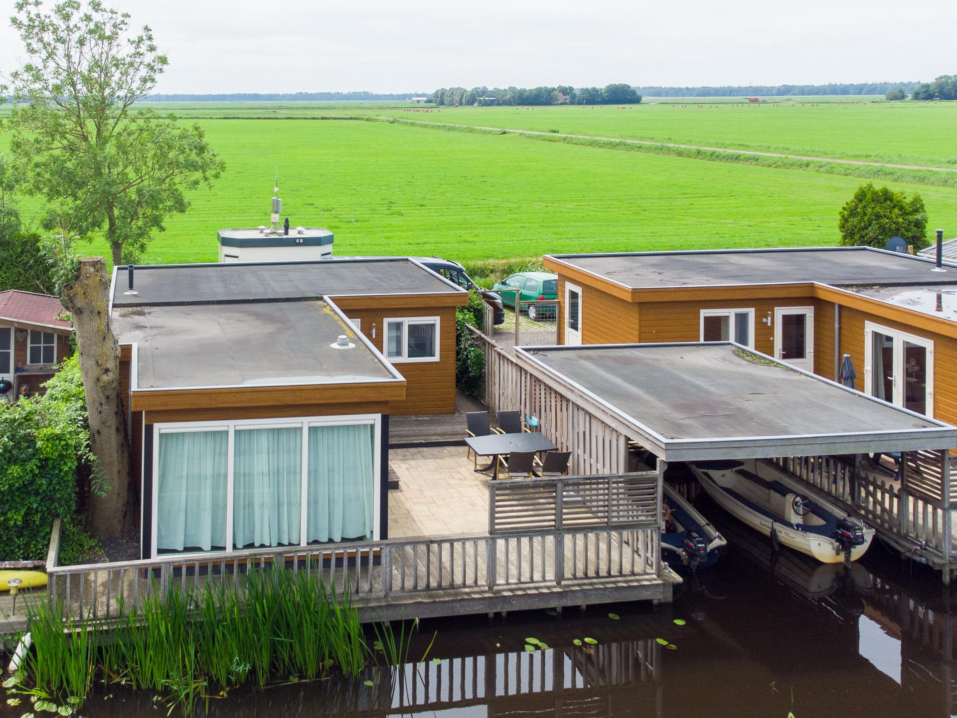 Zeer gewild chalet in Friesland aan het water